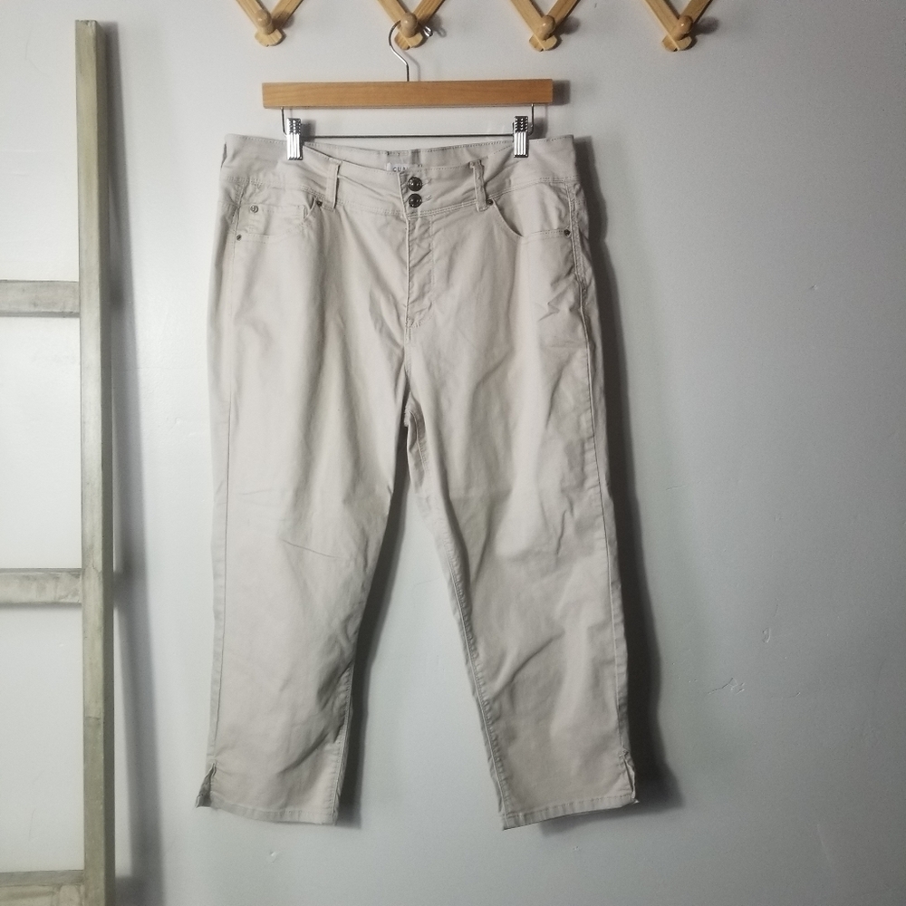 CURVE APPEARL WOMEN'S CROPPED LIGHT KHAKI PANTS SIZE 14